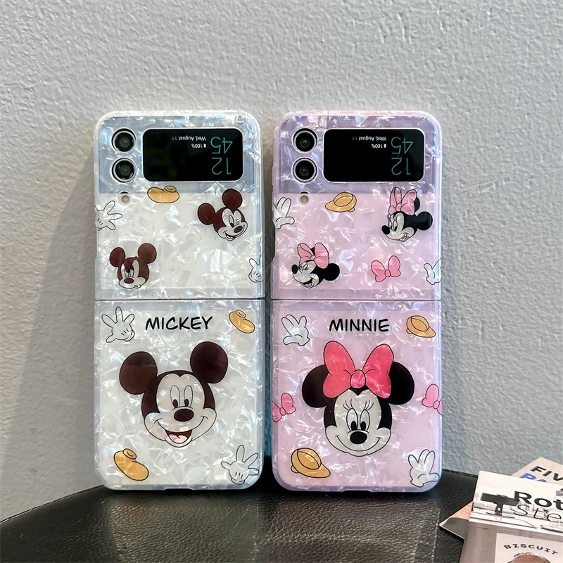 

Disney Mickey Minnie Cute Couple 3D doll hand chain Phone Case For Samsung Galaxy Z Flip 3 4 5G ZFlip3 ZFlip4 Flip3 Flip4 Cover