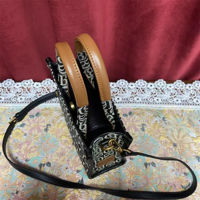 Luxurious Letter Embroidered Line Piano Spectrum Handbag Denim Women's Bag 2023 New Single Shoulder Satchels Wallet Sac