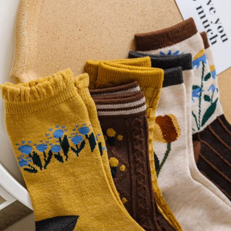 5 Pair Japanese Style Woman Socks Winter Cashmere Wool Socks Flower Print Cycling Long Keep Warm Female Socken Comfortable Soft