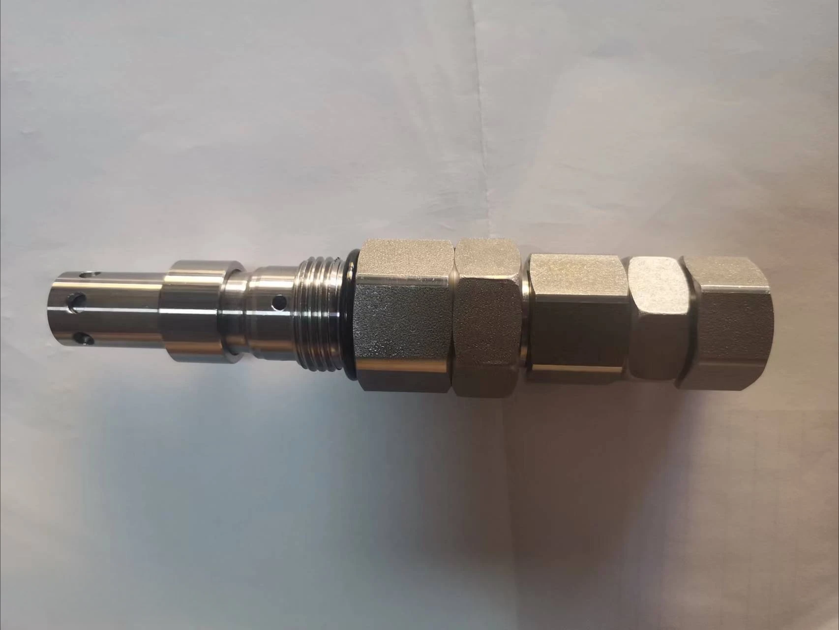 4372038 4386637 420-00257 K9001804 главный рельсовый клапан для Hitachi EX200-5 EX220-5 Doosan DH225-7 DX225LCA чехол