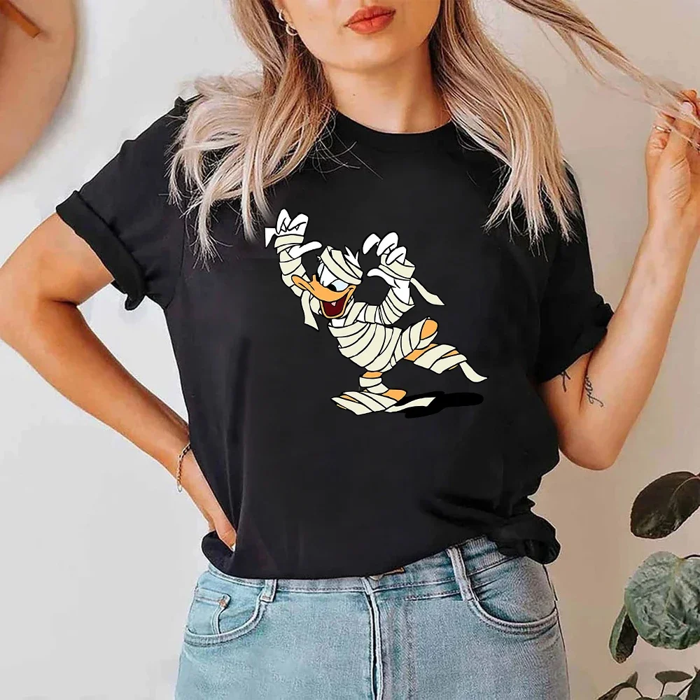 Рисунок 3 - Женская футболка с рисунком Микки