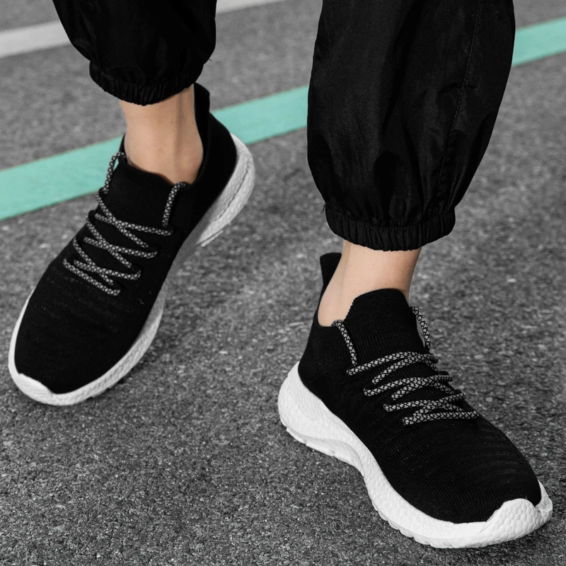 Men Shoes Light Running Sneakers Men Soft Bottom Fashion Casual Walking Shoes Breathable Slip on Mens Loafers Zapatillas Hombre