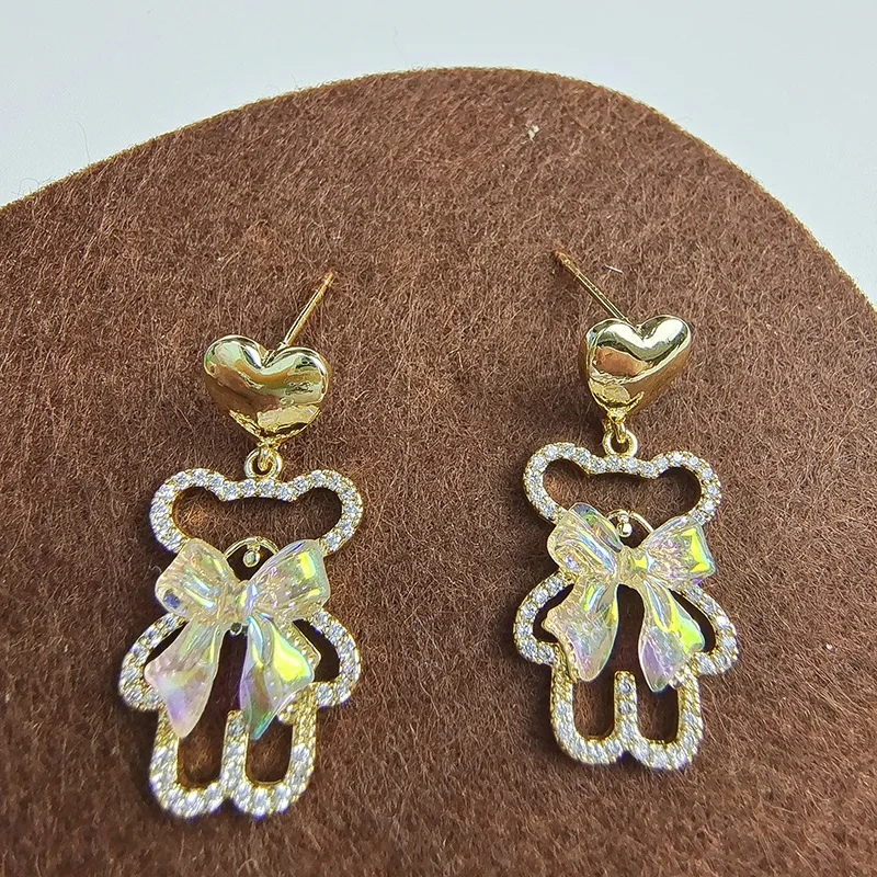 

2022 New Korean Style Simple, Cute and Fashion Bear Earrings Fresh and Fashion Trend Hollow Out Diamond Set Women's Earrings
