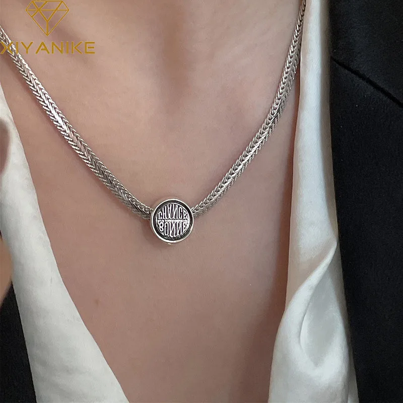 

XIYANIKE Hip Hop Good Luck Round Pendant Necklace For Women Girl Retro Fashion New Punk Jewelry Lady Gift Party Collier Femme