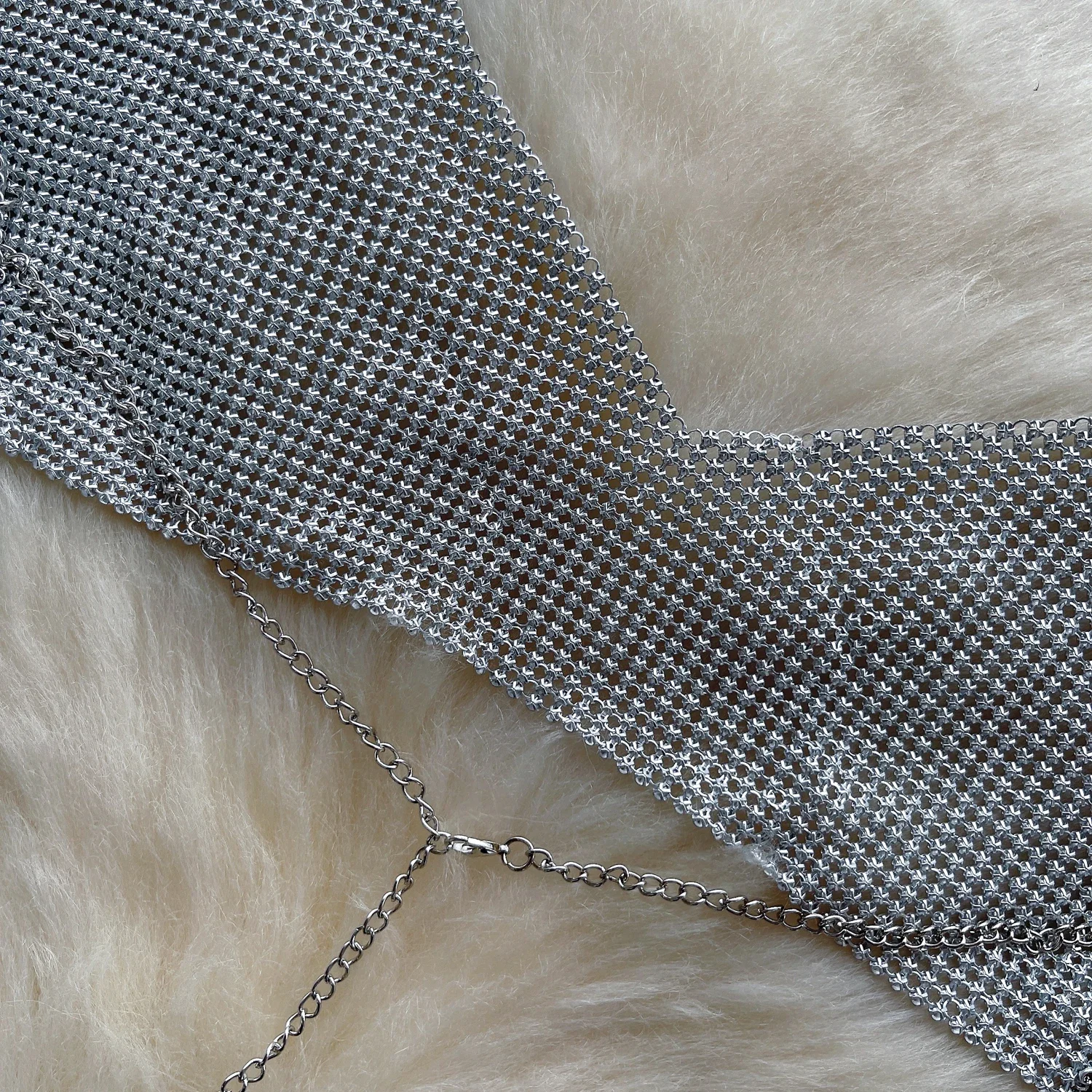 Европейский Стиль Женская цепочка с вырезами на шее открытой спиной Женские