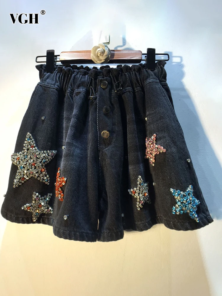 

VGH Loose Spliced Embroidered Flares Denim Shorts For Women High Waist Patchwork Button Wide Leg Pants Female Fashion Style New