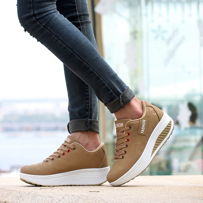 Women Fashion Sport Comfortable Breathable Ladies Smooth Casual Thick Bottom Walking Shake Shoes