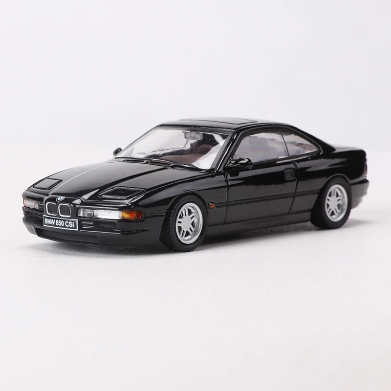 Модель автомобиля из сплава SHADOW 1:64 850CSI