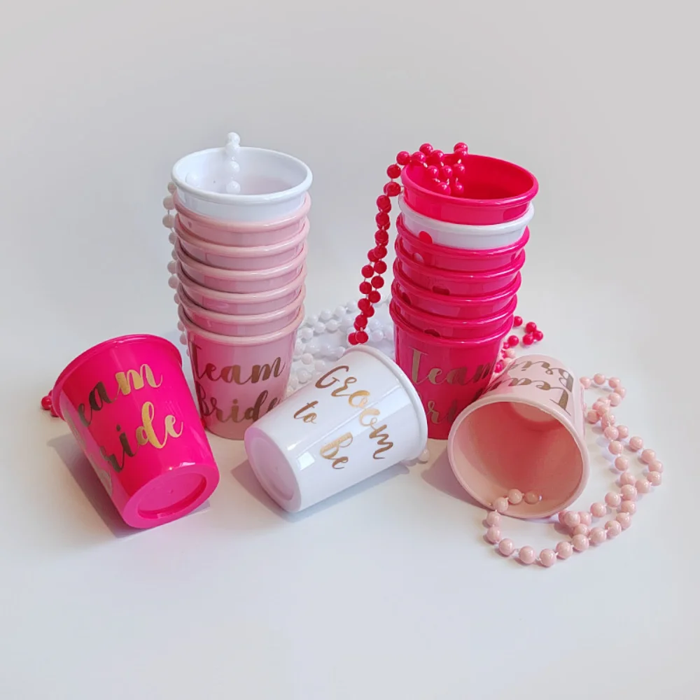 

Bachelorette Hen Party Team Bride Plastic Drinking Cups Bride To Be Cup Drinking Cups Necklace for Wedding Bridal Shower Decor
