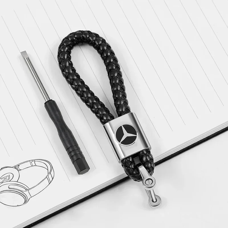 Кожаный веревочный автомобильный брелок плетеный вручную с пряжкой в форме