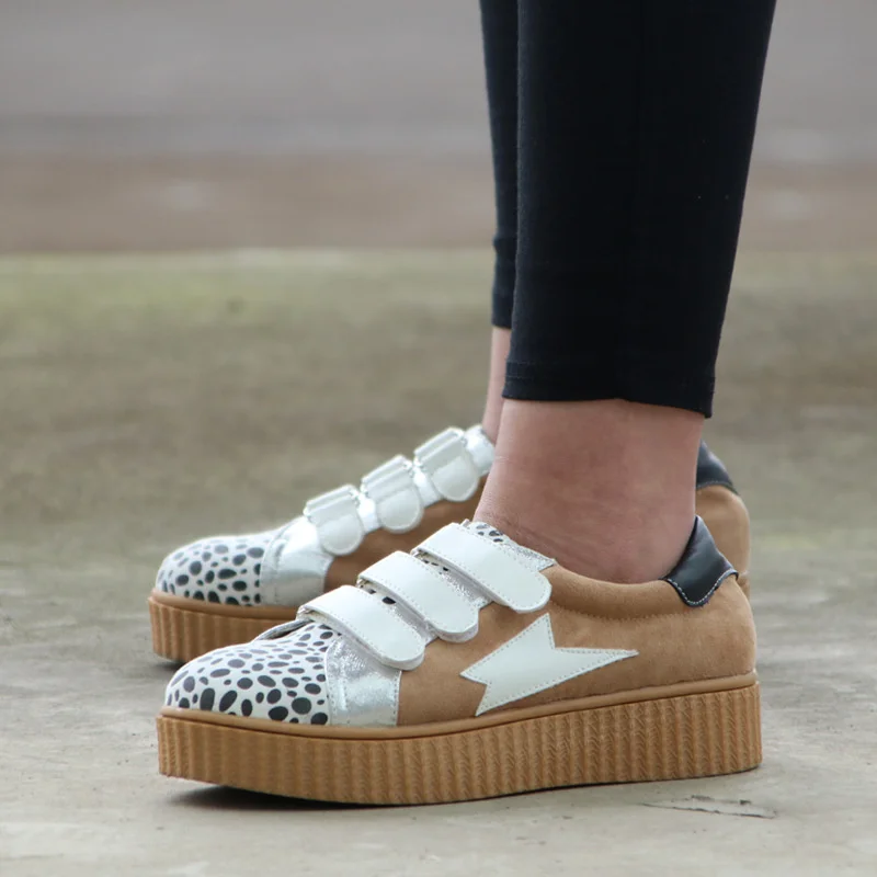 2023 Summer Thick Sole Vulcanized Shoes Flat Heels Leopard Print Canvas Women Shoes Causal Sneakers