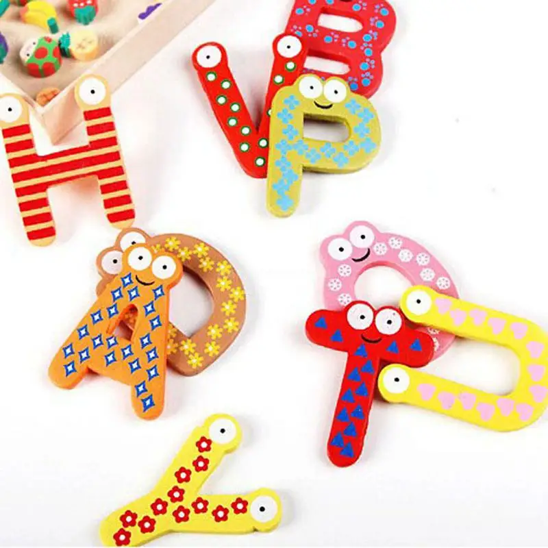

Cute Fridge magnet 26 Letters Wooden Magnetic Alphabet Kids Intelligence sticky picture Learning Toys refrigerator Whiteboard ZX