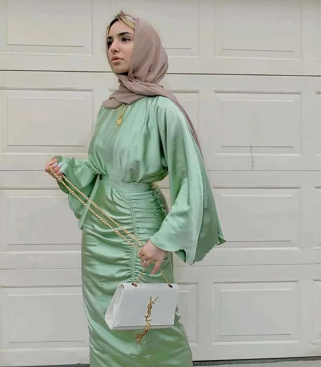 Рамадан Eid Djellaba женское мусульманское платье блестящая мягкая шелковая атласная Abaya Дубай, Турция ислама Abaya s для женщин Кафтан