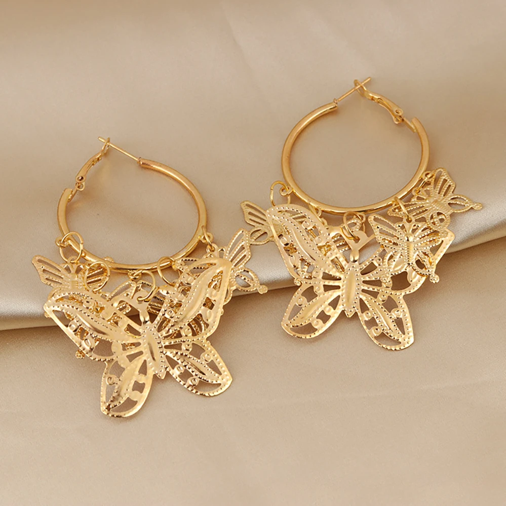 

Sheishow Fashion Hollow Butterfly Hoop Earrings for Women Sophisticated Simple Metal Trend Jewelry Boho Design Girls Accessories