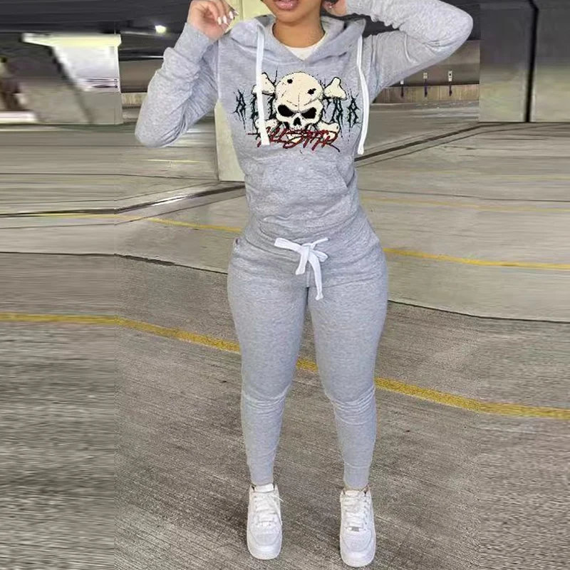 

Женский спортивный костюм из двух предметов, свитшот на завязках с капюшоном и поясом с принтом черепа, облегающие брюки, пальто на молнии, т...