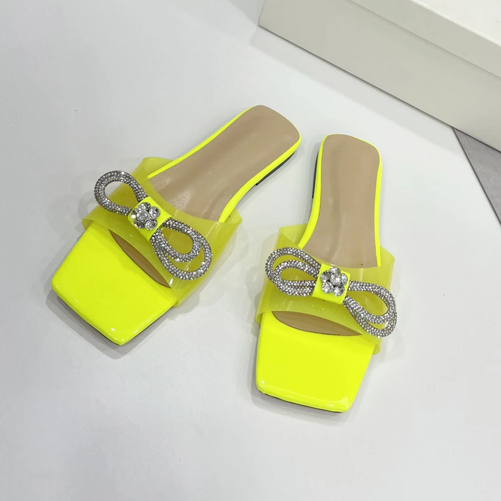 Сандалии женские на плоской подошве модные босоножки элегантная и удобная