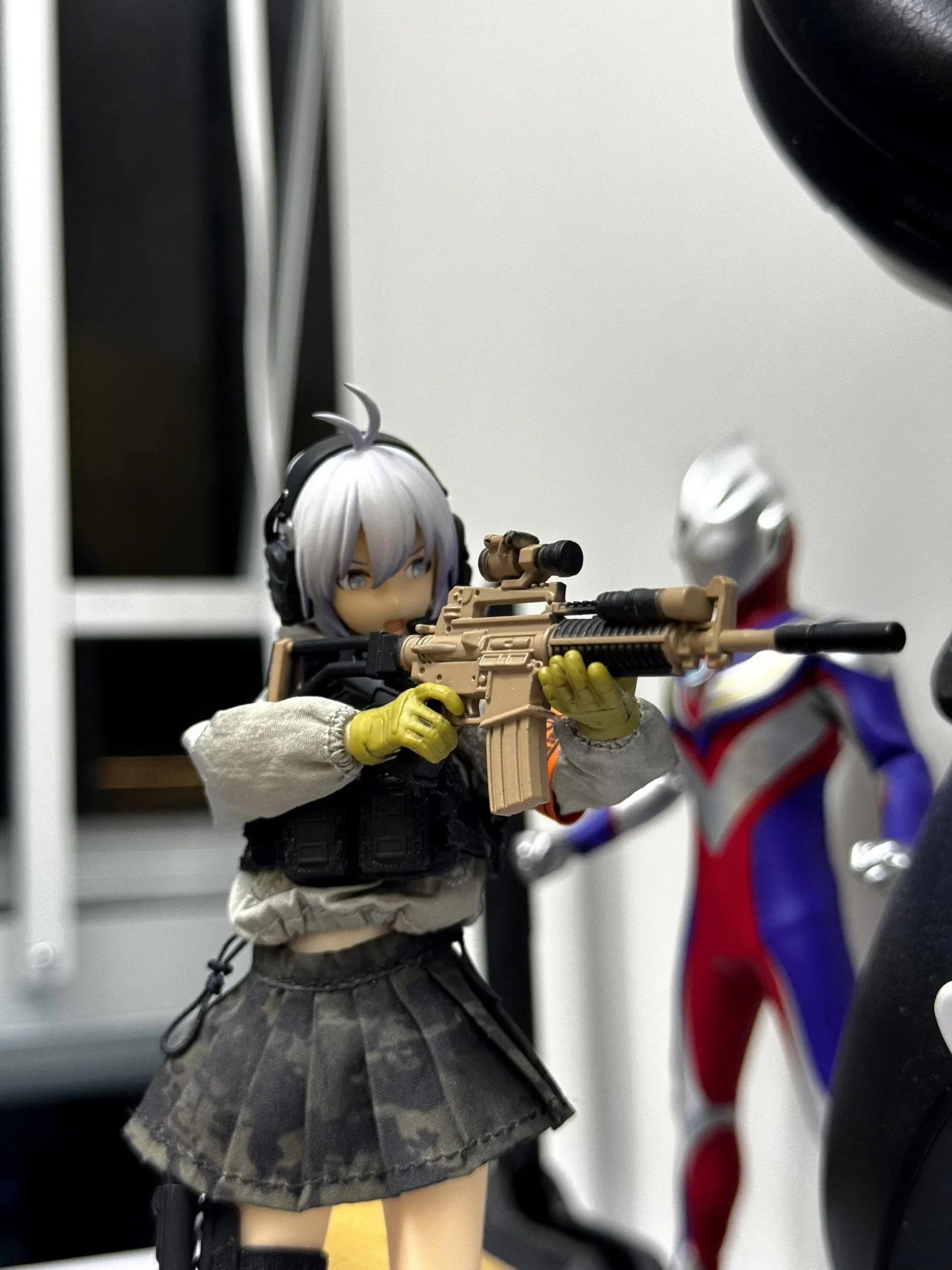 Масштаб 1/12 солдат M4a1 Φ для 6-дюймового гиноида (без рисунка)