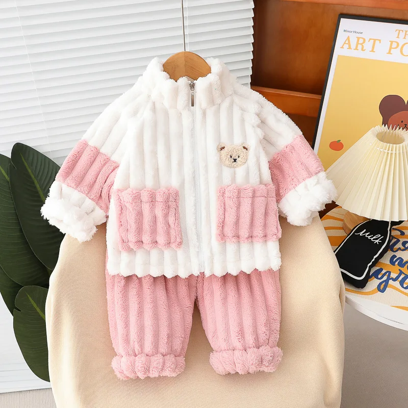 

Осенне-зимний комплект детской одежды из 2 предметов для девочек, комбинированная одежда для отдыха с медведем, пальто, однотонные флисовые брюки, наряд для маленьких девочек, пижамы для маленьких девочек