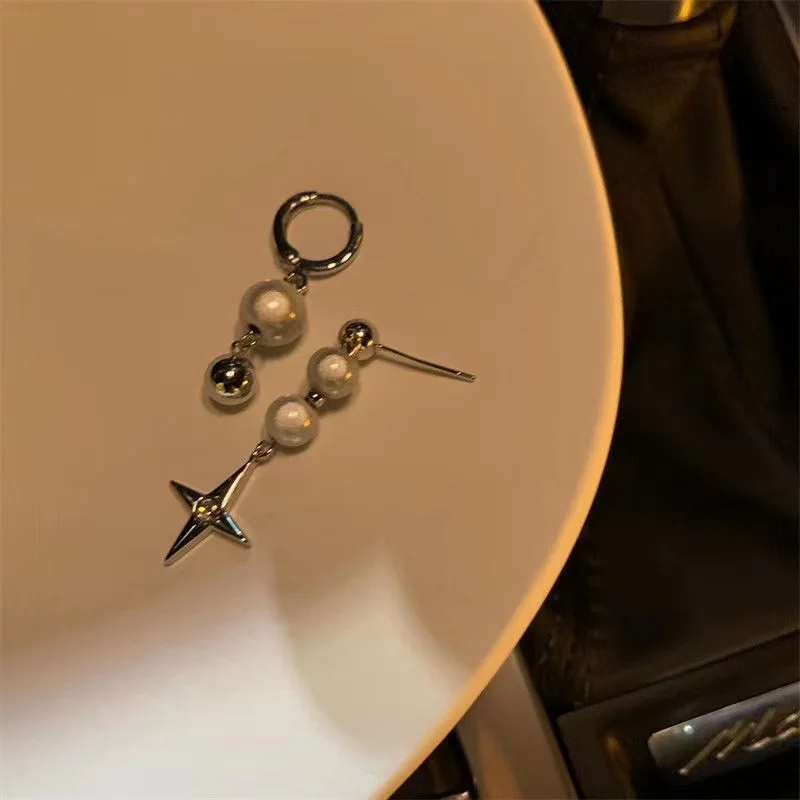 

Personality sweet cool reflective beads irregular earrings 2022 new fashion niche design high-end earrings for women's earrings