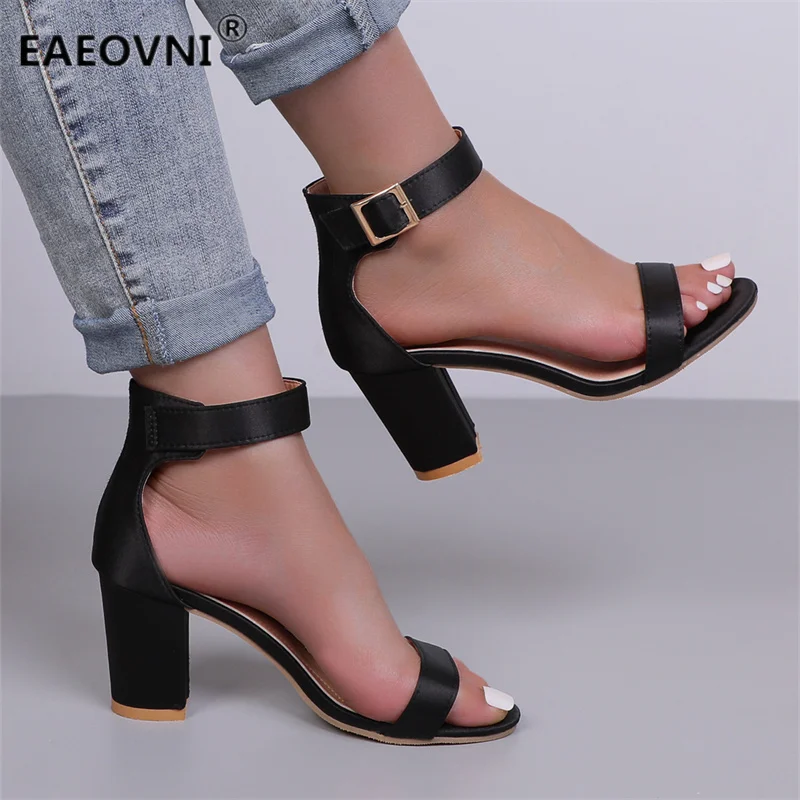 

Летние женские сандалии, уличные повседневные туфли с открытым носком на высоком каблуке, модная брендовая Женская Классическая обувь для ...