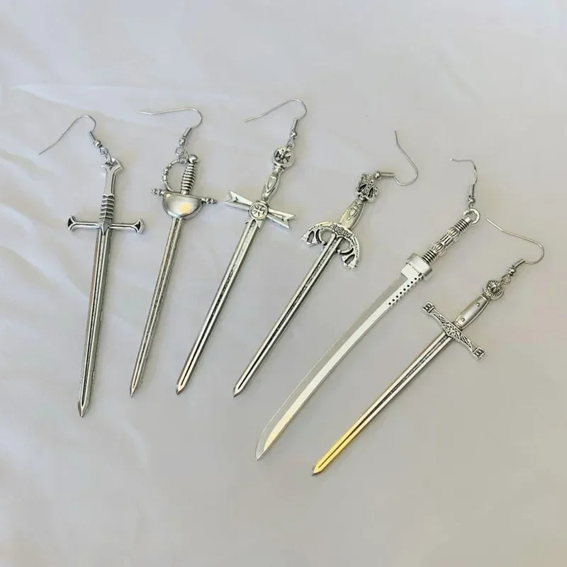 Готические серьги с мечом меч в готическом стиле темные академические ведьмы