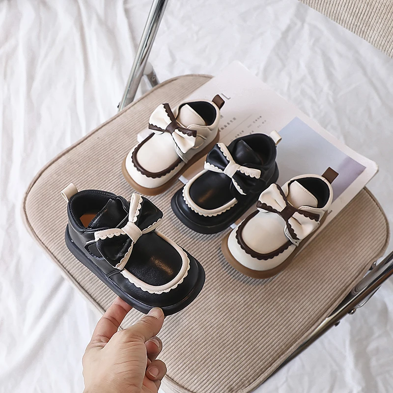 

Girls Bow Color Matching Kids Shoes 2023 Spring Autumn New Fashion Black Beige Hook & Loop Soft Children Loafers Lolita Style