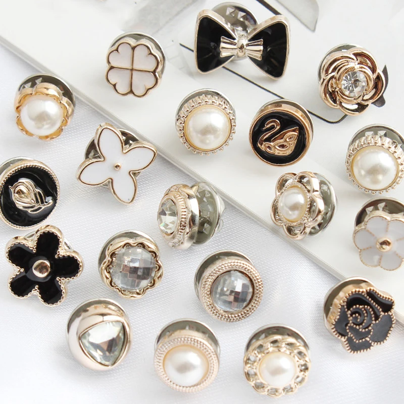 

10Pcs Free Sewing Pearl Rhinestone Button Brooch Prevent Accidental Exposure Buttons Brooches Pins Badge Cufflinks Shirt Button