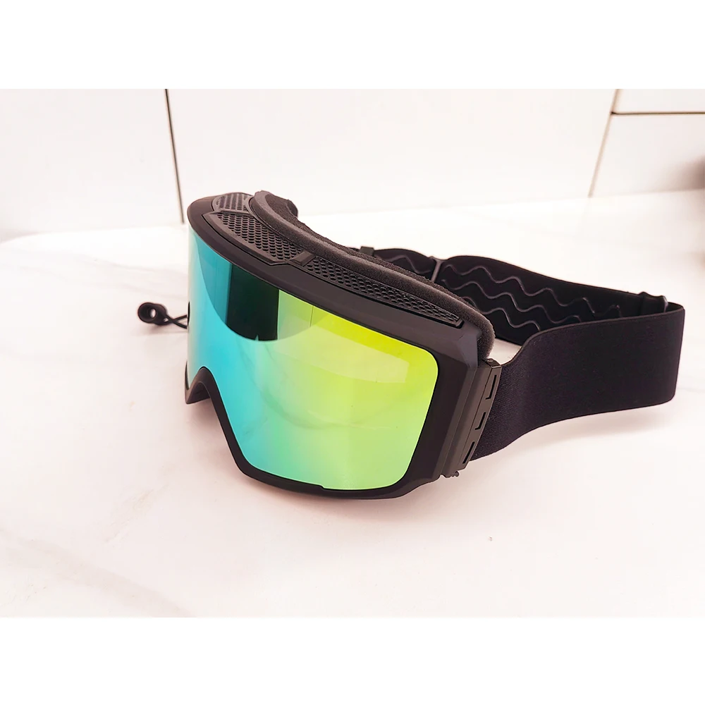 Лыжные очки с подогревом линзы магнитной формы