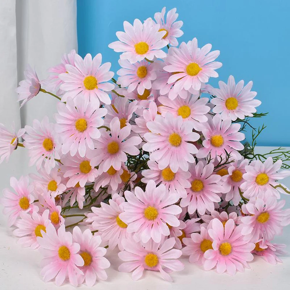 

Wedding Decoration Artificial Silk Daisy Flowers Bouquet With 5 Heads Daisy Xmas Party Christmas Home Coffee Shop Plastic Silk