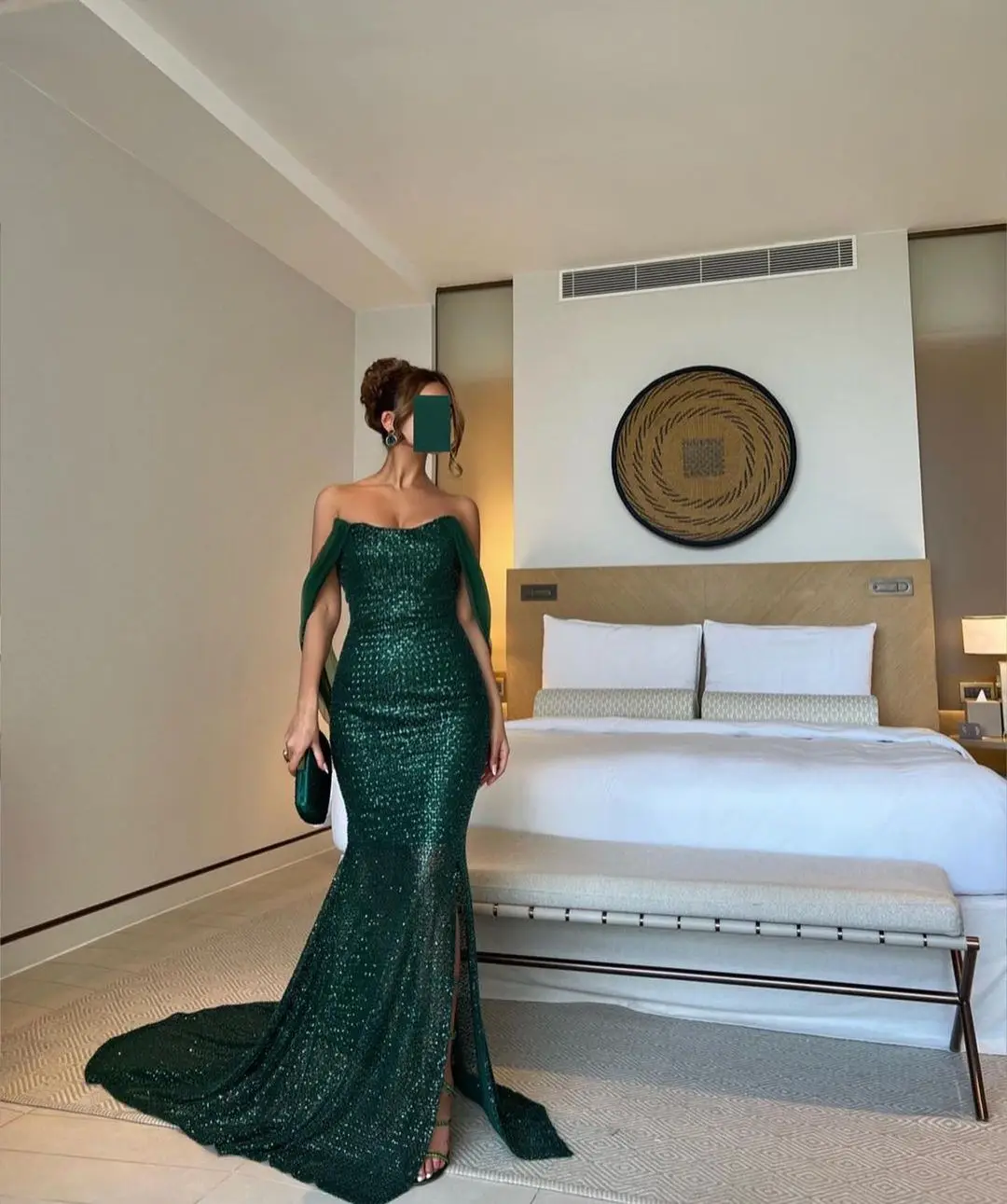 

Off Shoulder Green Prom Dresses Glitter Sparkly Sequin Pageant Gown Side Slit Long Evening Formal Party Dress فساتين الحفلات