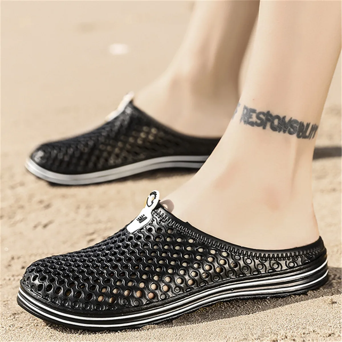 Women Slippers Outdoor Clogs Thick Sole Beach Sandals Fashion Men EVA Non-slip Home Garden Hole Shoes Couple Slides