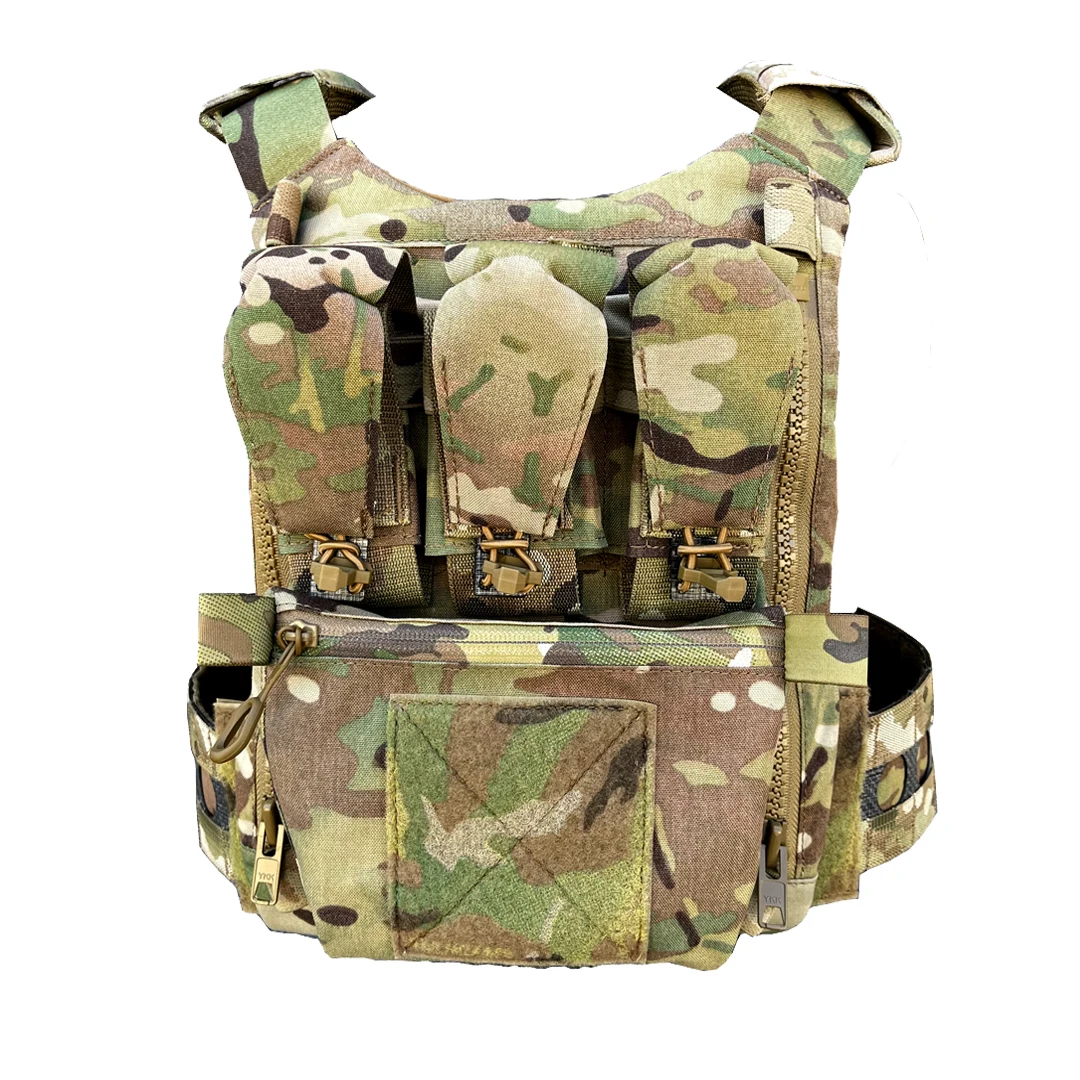 

Outdoor Tactical Vest TR7201 Replica General FCPC V5 Three Pocket Multi-Purpose Assault Backplane Bag