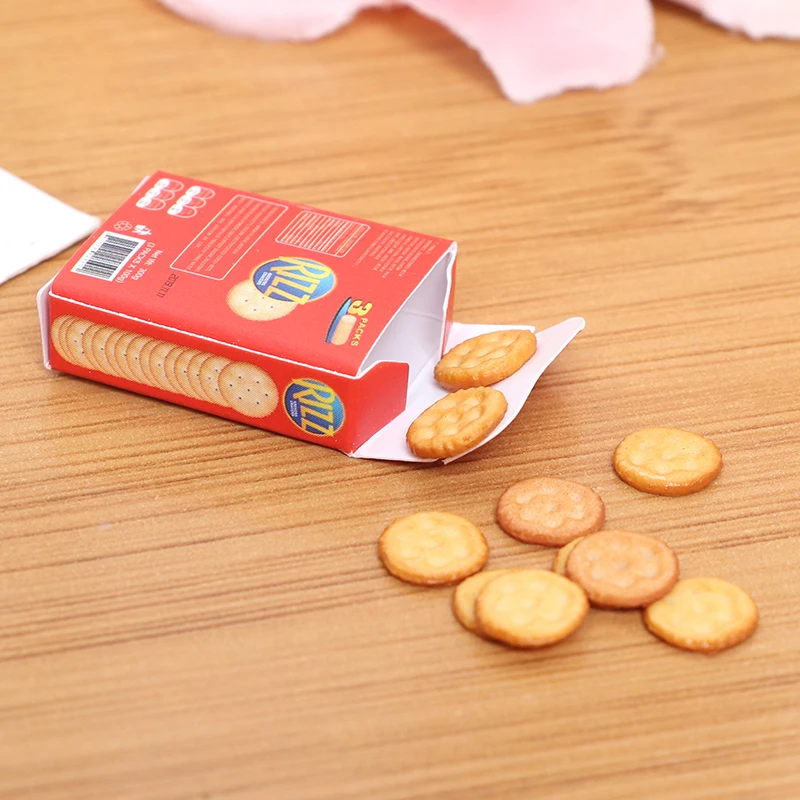 

2022 2pcs Mini 1/6 Scale Miniature Dollhouse Cookies with Boxes Pretend Play Food Kitchen Toys Wholesale