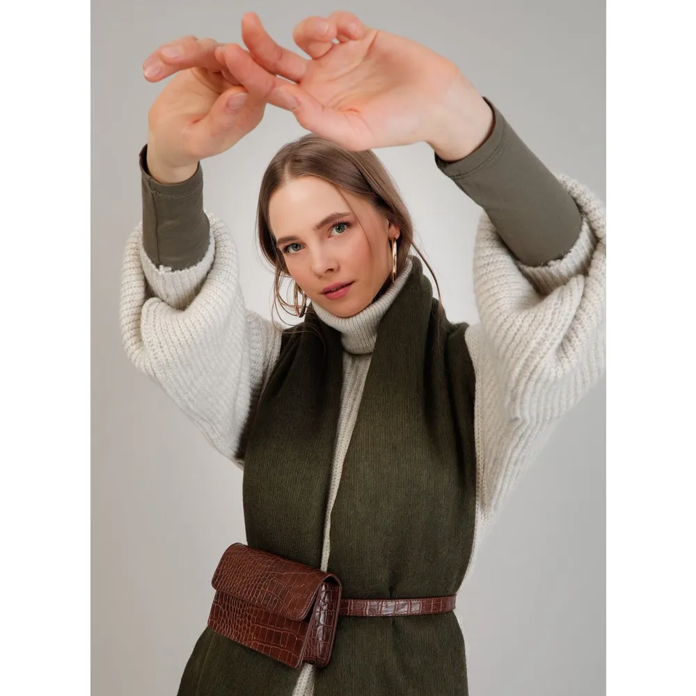 

Dorlie шаль на плечи