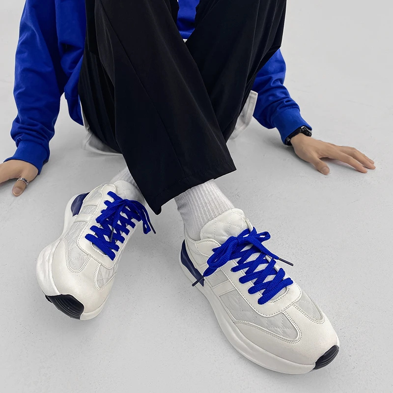 Men Casual Shoes Breathable Outdoor Mesh Light Sneakers  Fashion Casual Shoes 2022 New Comfortable Casual Footwear Men Shoes