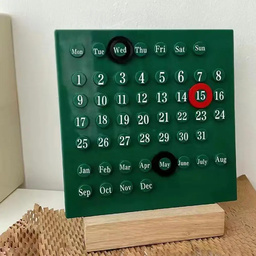 Рисунок 2 - Настольный календарь ручной работы «сделай сам»