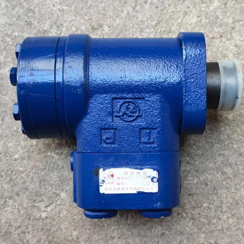 Колесный экскаватор 65/75-8-9 направленный станок гидравлический рулевой механизм