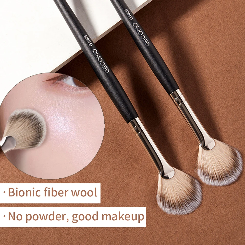 

Fan-shaped Loose Powder Blush Makeup Brush Black Handle Brush Multifunction Highlighter Brush Partial Face Contour Makeup Tools