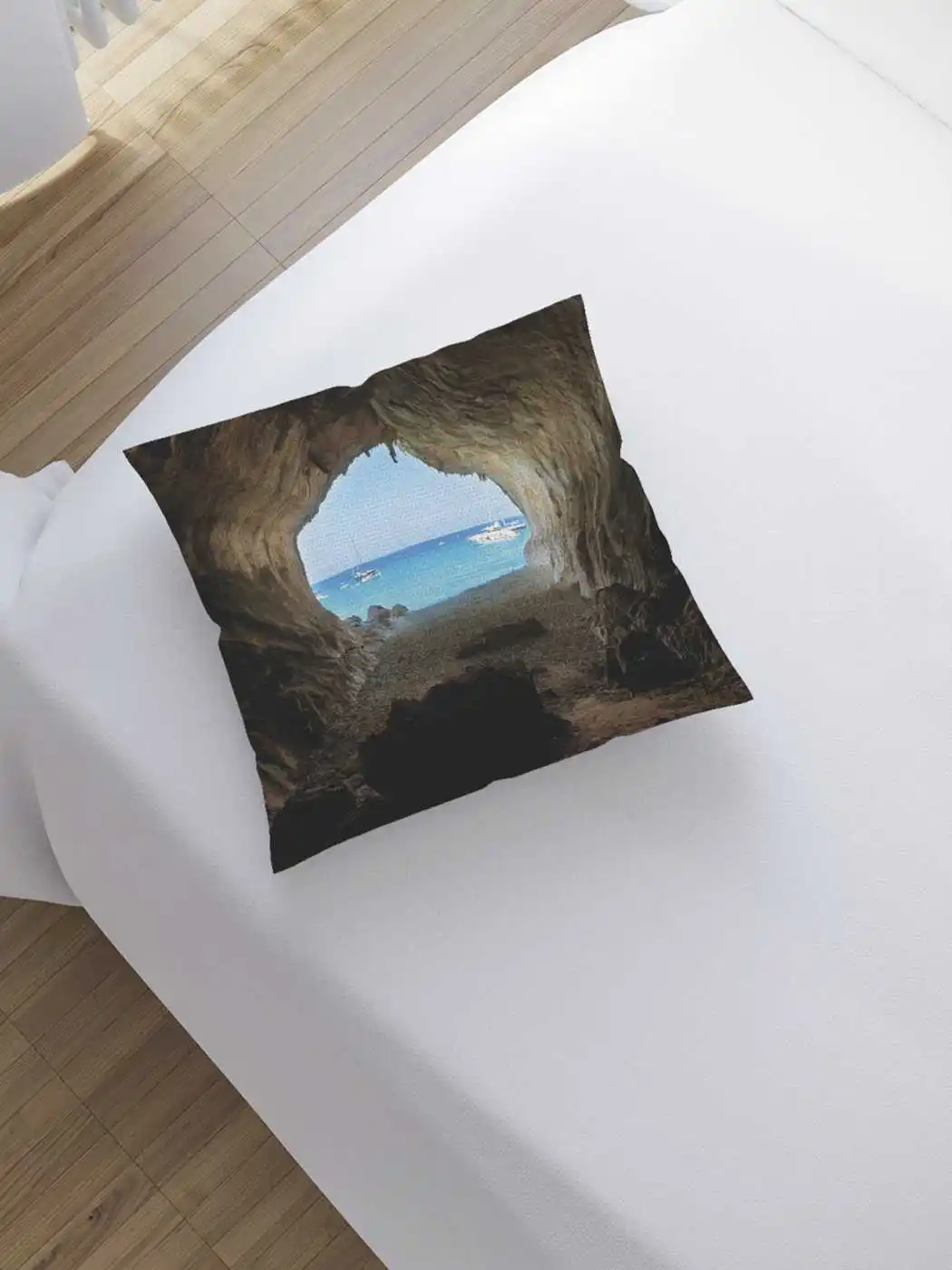 Наволочка декоративная "Море в конце тоннеля" на молнии | 45x45 см JoyArty - купить