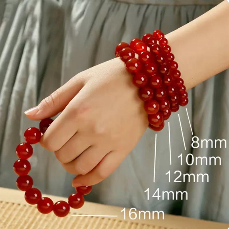 Женский браслет из бусин с натуральным рубином