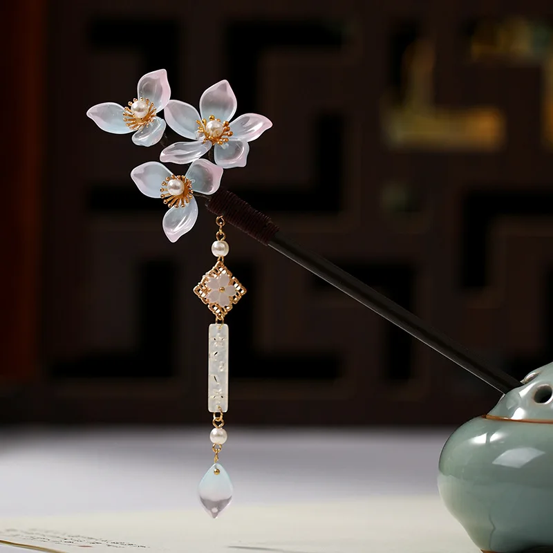 

Retro Chinese Style Hanfu Headdress Women's Hairpin Hairstick Wooden Ornaments Classic Flower Tassel Hairpin Women Hair Stick