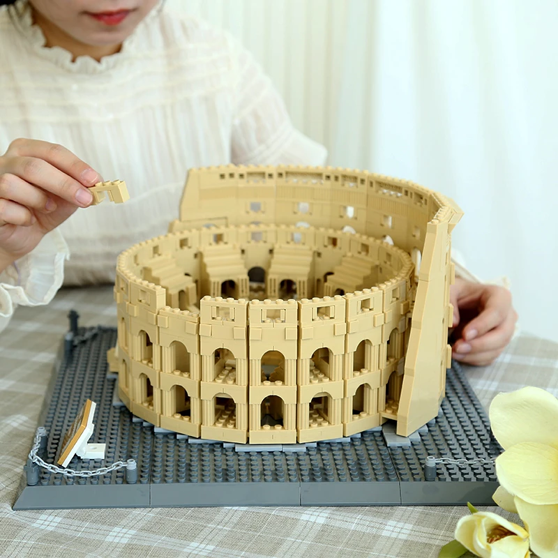 

Roman Colosseum Model Building Blocks City Street View Italy Famous Architecture Assembly Bricks Toys for Children Birthday Gift