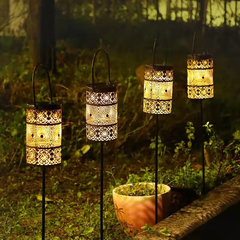 

Solar LED Lantern Lawn Lamp Garden Yard Waterproof Hollow Pattern Decorative Stake Light Outdoor Metal Solar LED Lawn Lantern