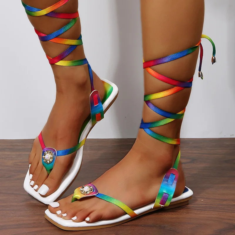 

Cross-border Color Strapping Flat Shoes Women SlippersTrade Wholesale Exclusively American Design Sense Large Size Beach Sandals