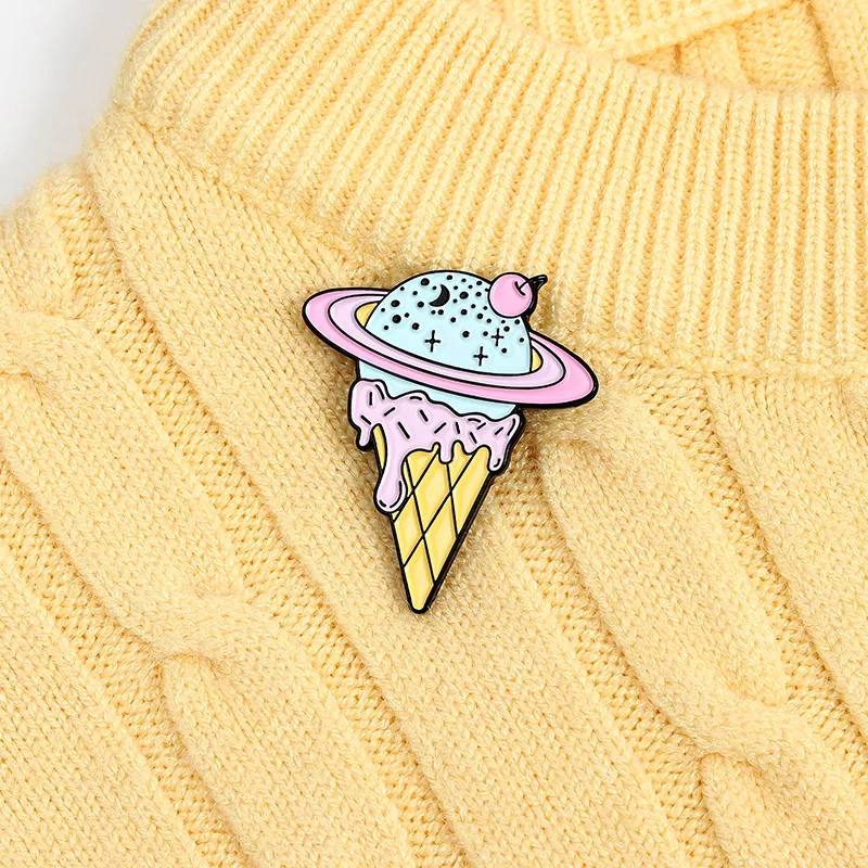 

Space Ice Cream Planet Pins Brooch Lapel Badges Men Women Fashion Jewelry Gifts Collar Hat Charm Accessories