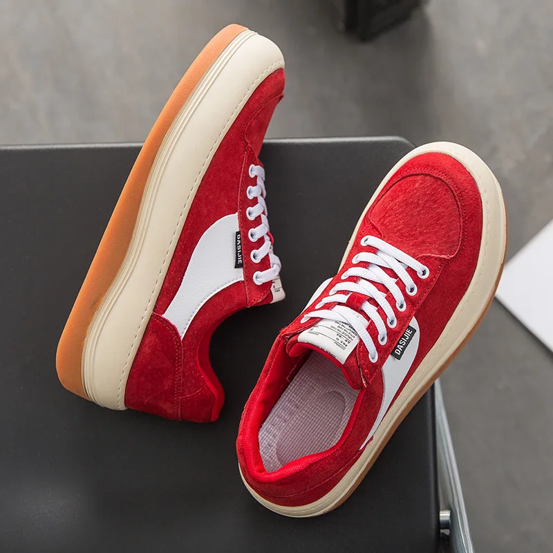 

High-quality Summer New Mans Casual Shoes Fashion Leather Large Toe Bread Shoes Comfortable Wear-resistant Thick-soled Men Shoes