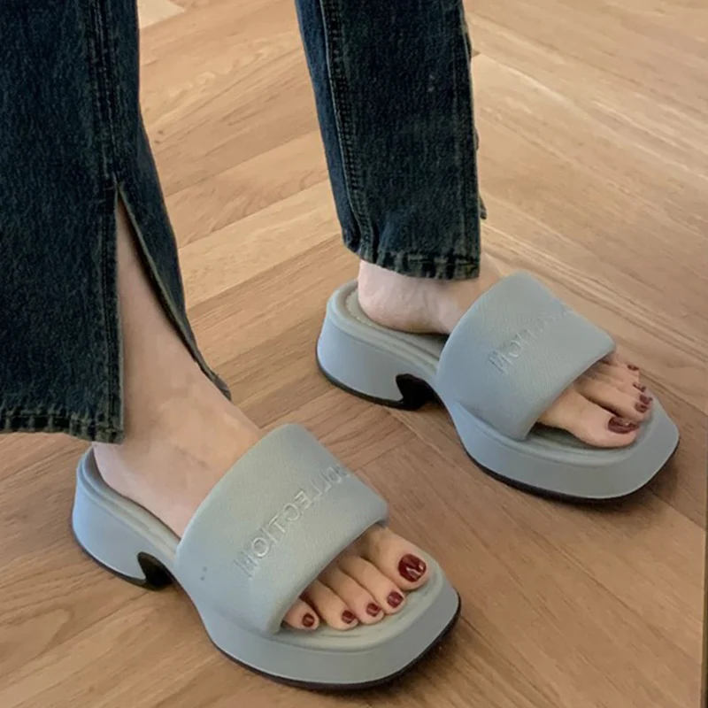 

Шлепанцы женские на среднем каблуке, повседневные сандалии, роскошные брендовые шлепанцы, Классическая пляжная обувь, сланцы, лето 2023