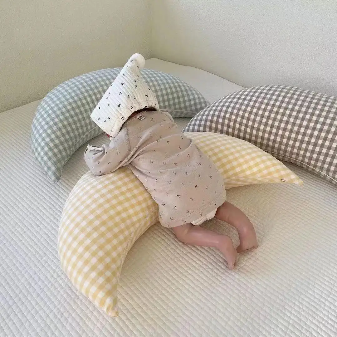 

Pure Cotton Plaid Moon Pillow Baby Sleeping Pillow Children Lying Newborn Breastfeeding Removable and Washable Kids Room