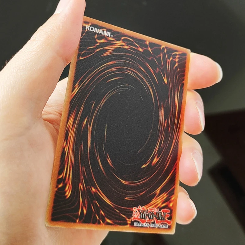 Железная карточка Yugioh с рукавами яркие голубые глаза темные Волшебные обелиски