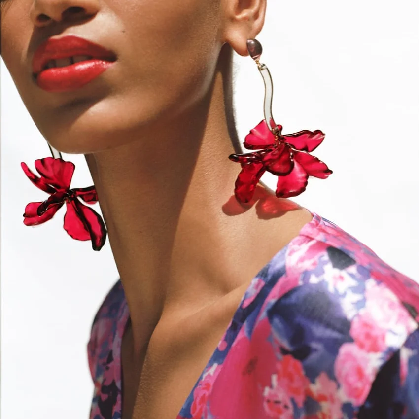 

2023 Trend New Red Acrylic Leaf Flower ZA Earrings For Women Exaggerated Design Statement Jewelry Holiday Party Gifts